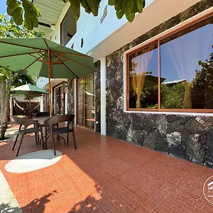 lava-house-hostal.puertoayorahotels.com/